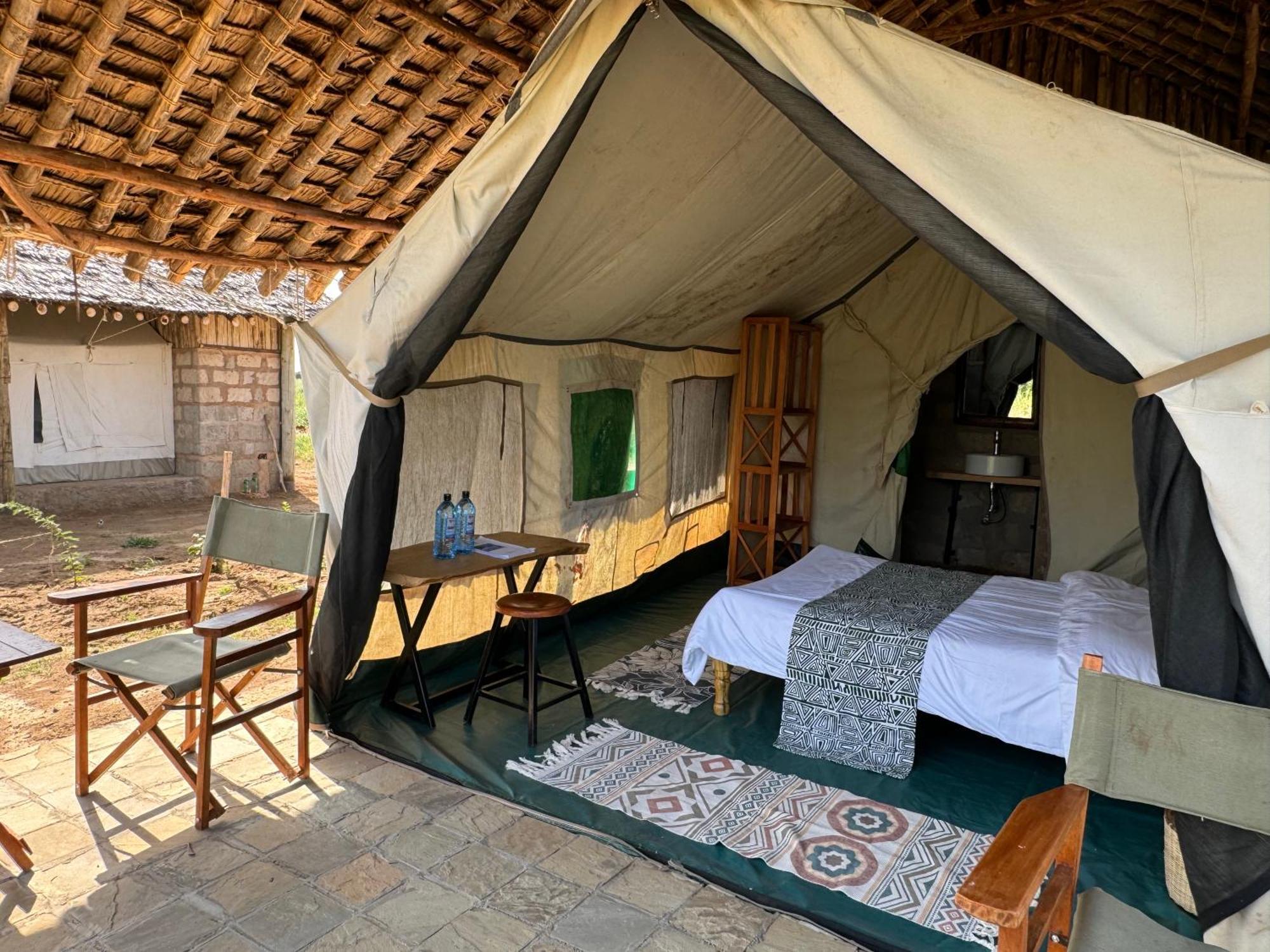 Amboseli Discovery Camp Dış mekan fotoğraf