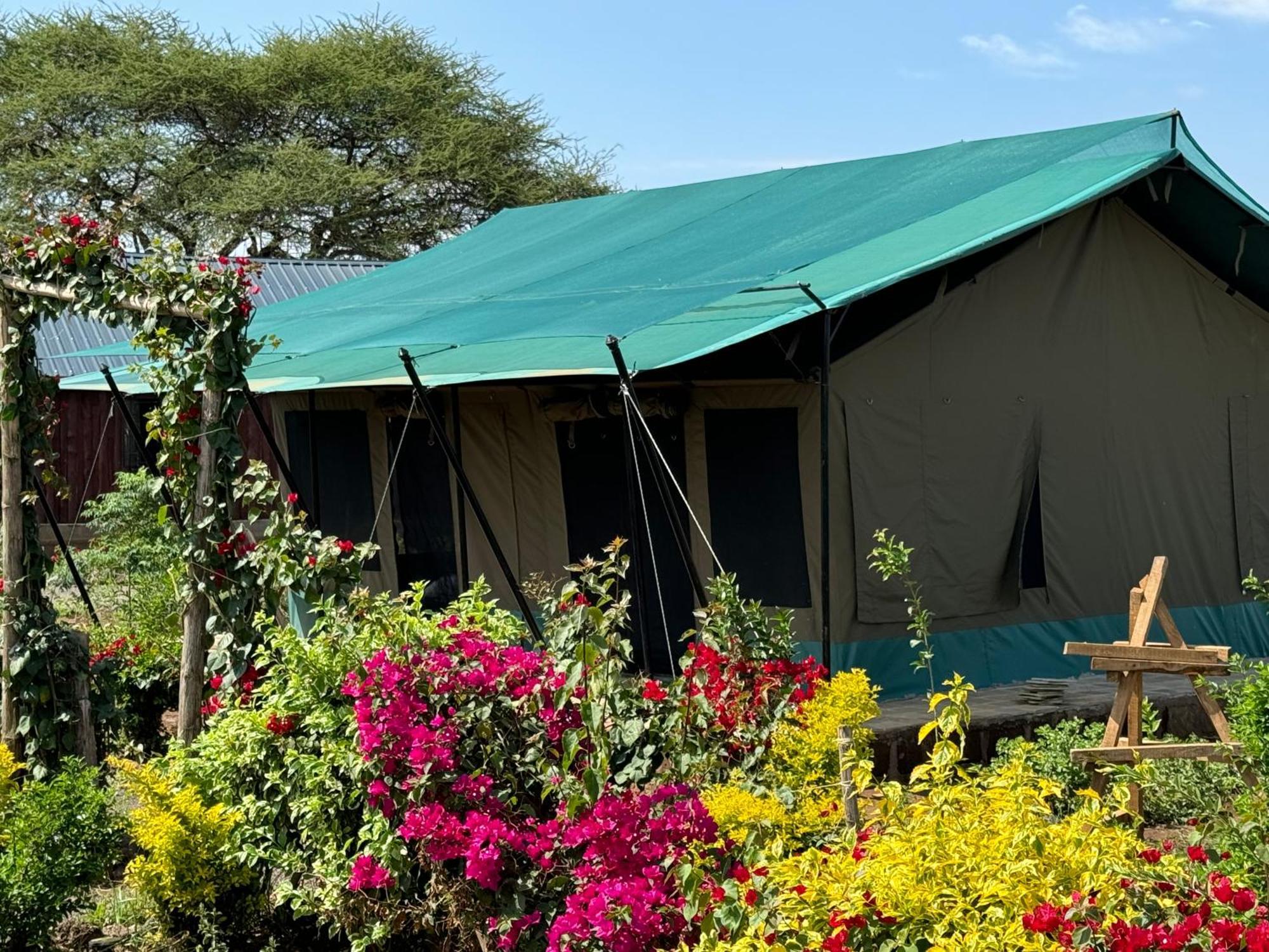 Amboseli Discovery Camp Dış mekan fotoğraf